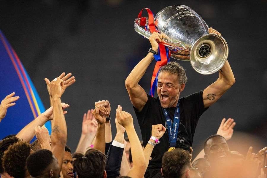 od体育视频-关于巴黎圣日耳曼队员努力拼搏，赢得比赛胜利的信息