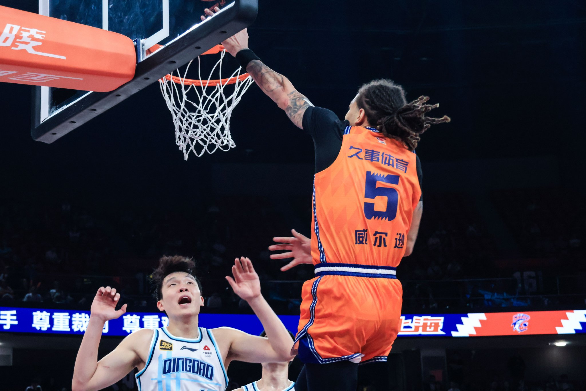 od体育中国官网-包含上海队在篮球赛场上表现得十分出色的词条